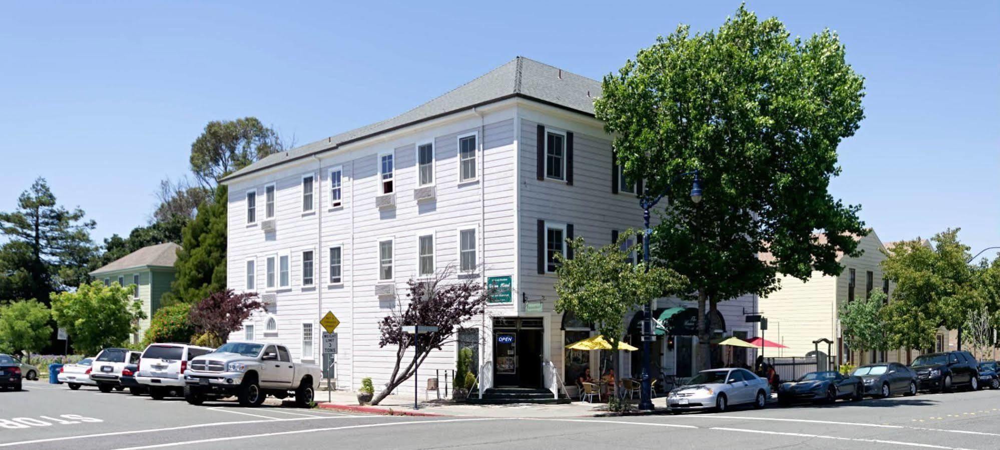 Union Hotel Benicia Exterior photo